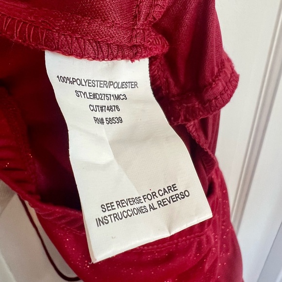 Speechless size M red glitter semi formal halter dress - like new condition ✨ - Picture 6 of 8